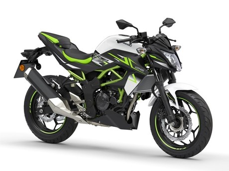 MOTORNO KOLO KAWASAKI Z125 BELA