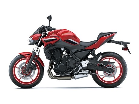 MOTORNO KOLO KAWASAKI Z650 RDEČA 